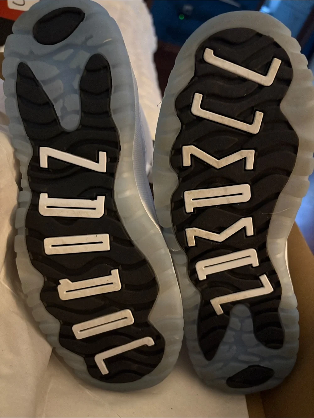 Air Jordan 11 Retro “Legend Blue”